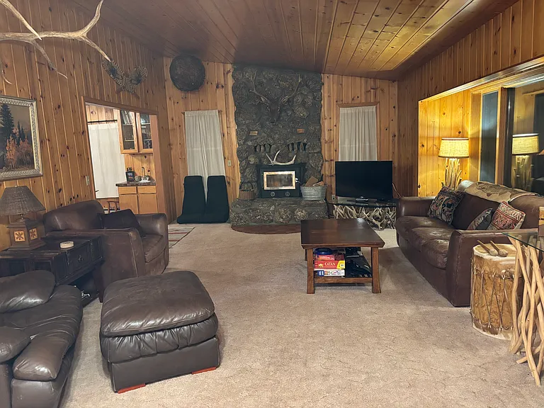 230 Spruce Dr — Photo 33