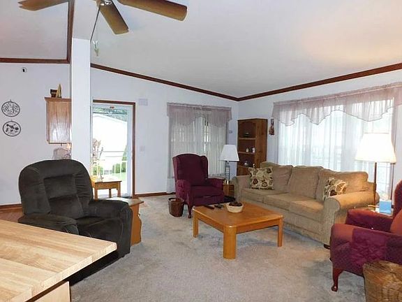 3rd image of 453 Elzie Hill Dr
