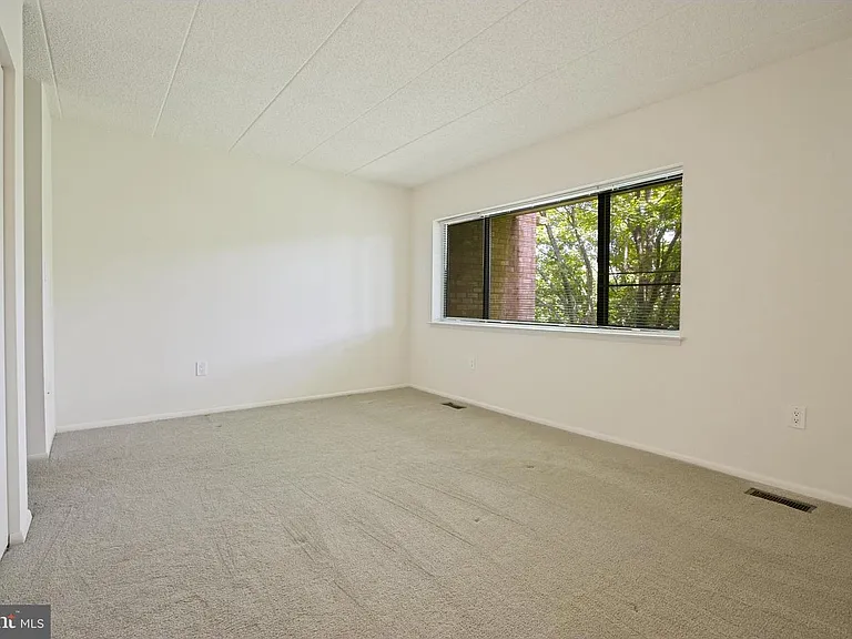 11108 Boathouse Ct #97 — Photo 16