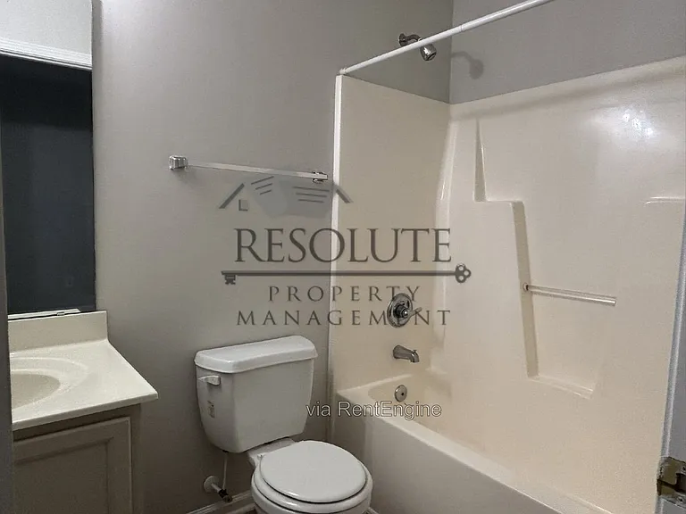 1206 Granby St #B — Photo 6