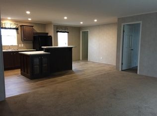 1107 Chateau Blvd, Monroe, MI 48161