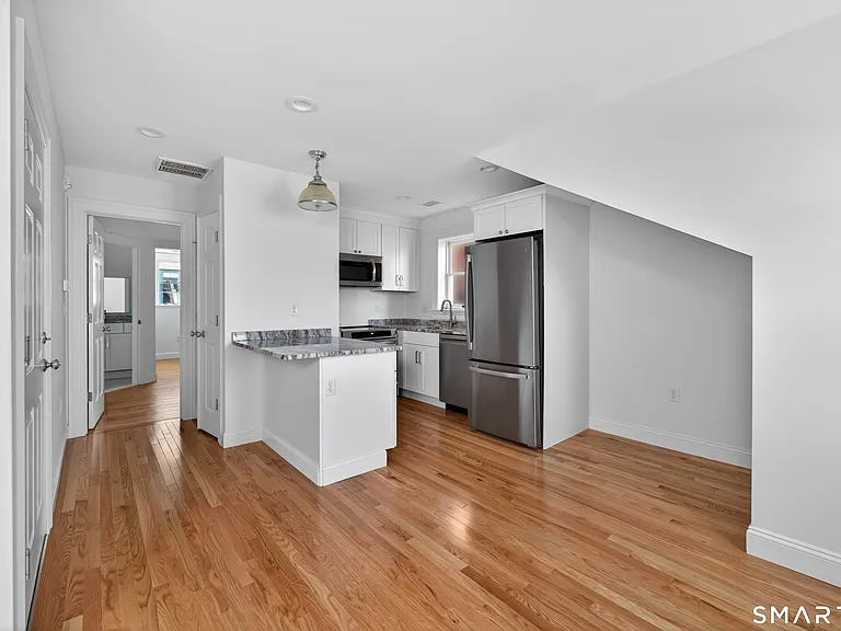 138 Bank St #3A — Photo 5