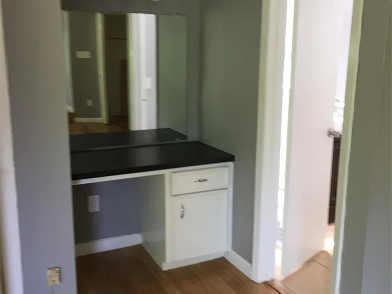404 Hawthorne St #1 — Photo 18