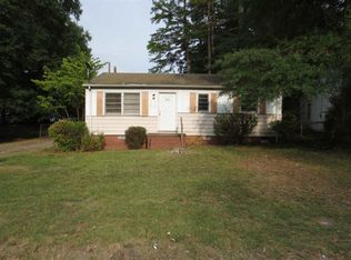 924 N Ransom St, Gastonia, NC 28052