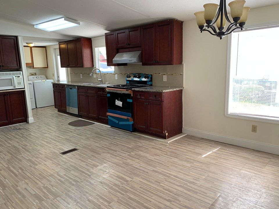 1st image of 10629 S 228TH Lane
