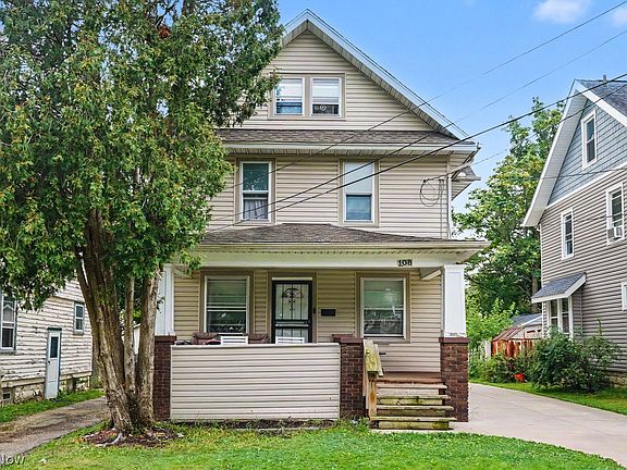 2nd image of 108 E Mapledale Ave