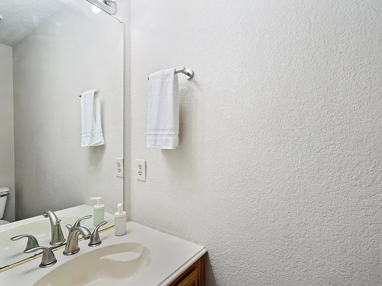 4518 Wescott Dr — Photo 60