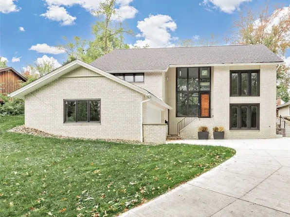 20601 Shelburne Rd, Shaker Heights, OH 44122