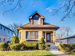 918 Woodlawn Ave, Des Plaines, IL