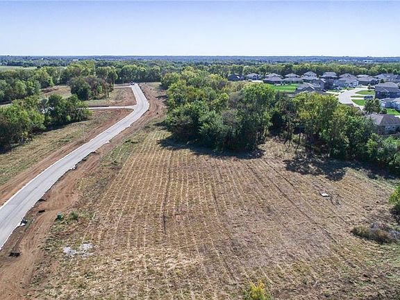 2nd image of LOT 3 Prairie Grove Ests