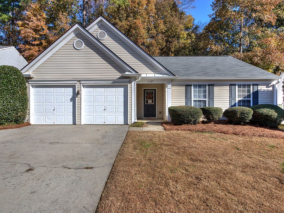 2nd image of 137 Park Forest Dr