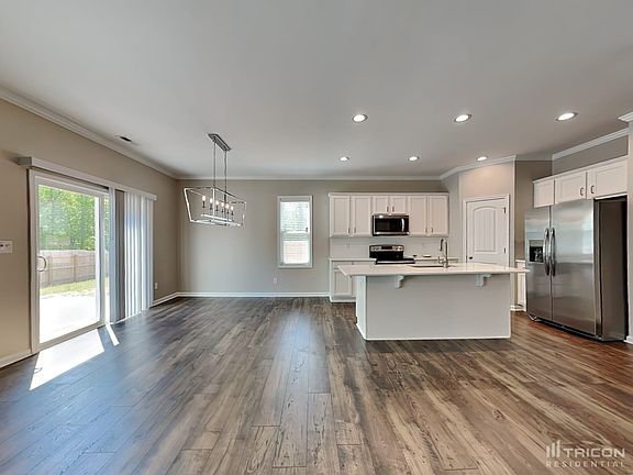 5th image of 122 Carissa Dr