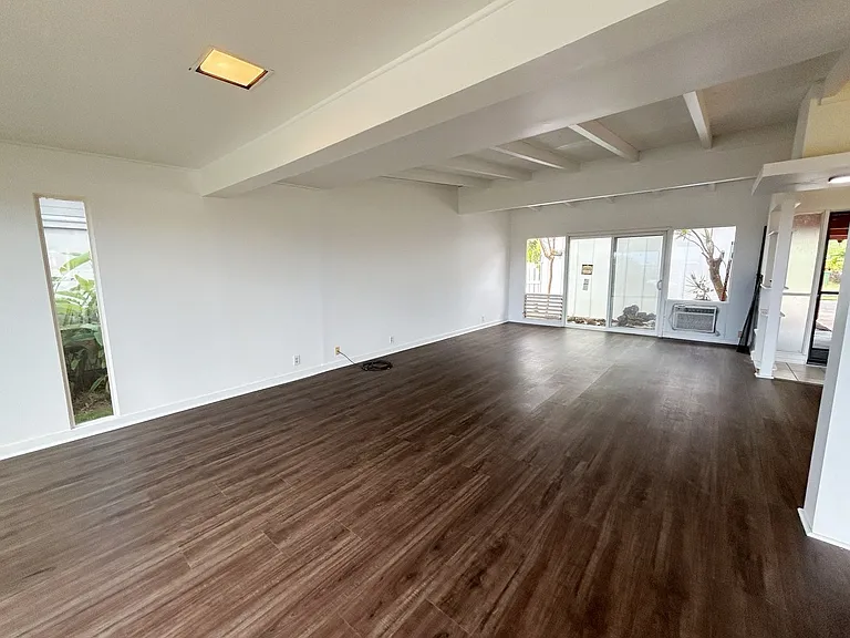 98-835 Iliee St — Photo 3