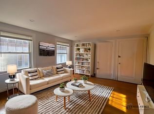 16 7th St FLOOR 3, Providence, RI 02906