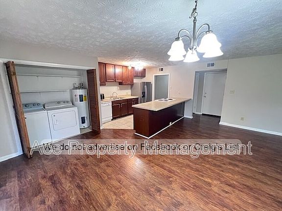 3rd image of 7005 Palma Pl