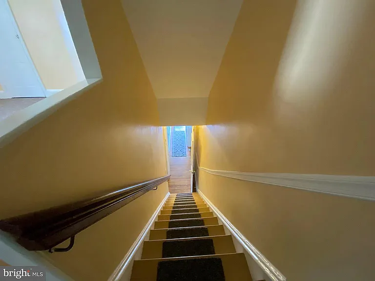 451 Leedom St #2 — Photo 8