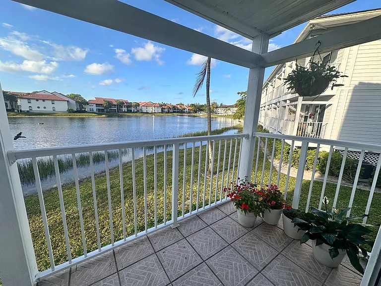 160 Cypress Point Dr — Photo 27