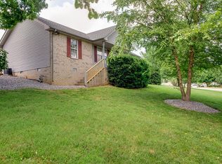 403 Grove St, Greenbrier, TN 37073