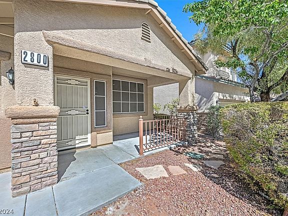 2nd image of 2800 Desert Zinnia Ln
