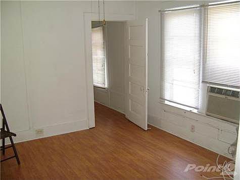 5th image of 18422 NE 24th Ct