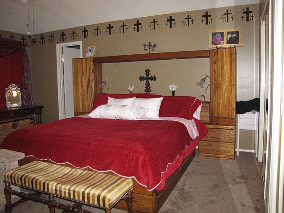 5th image of 3103 Elma Dr