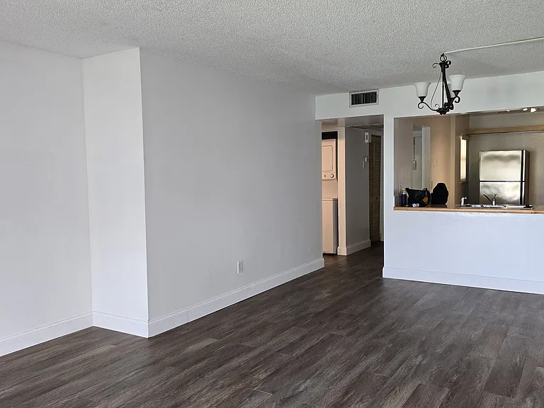 871 NE 207th Ln #202 — Photo 5