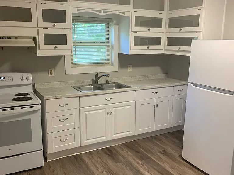 520 Chandler St — Photo 2