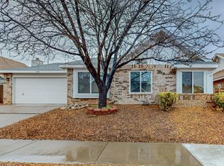 7804 Juneberry St NW, Albuquerque, NM 87120
