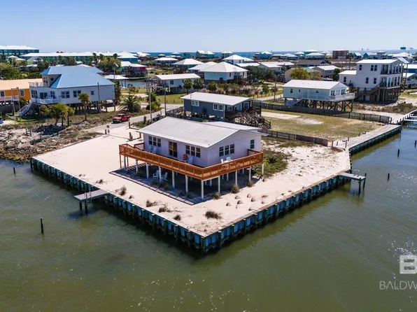 701 Indian Ln, Gulf Shores, AL 36542