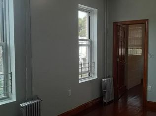 7002 66th St #2L, Ridgewood, NY 11385