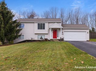 14869 Treevalley Dr, Cedar Springs, MI 49319