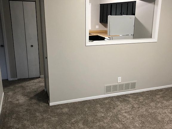 5th image of 1017 Ebersole Blvd #B