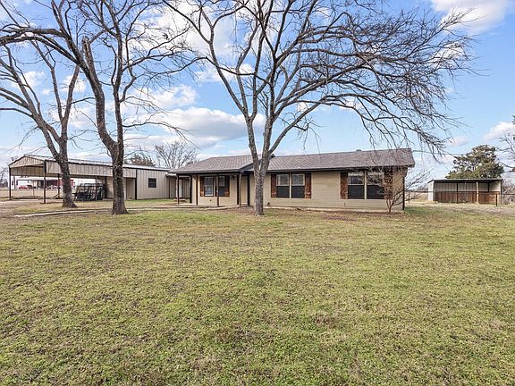 2nd image of 1223 Yowell Rd