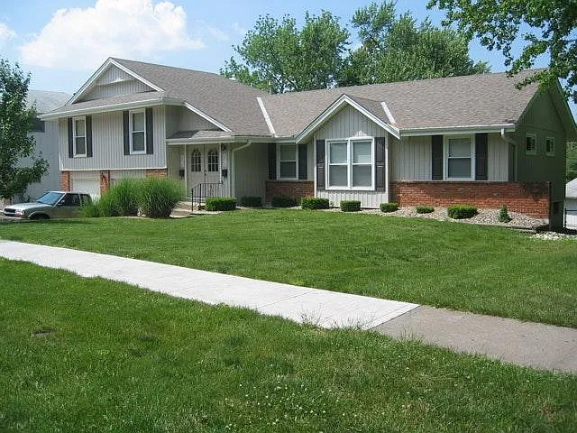 2 bed, 1000 sqft, $1,650 — Photo 1