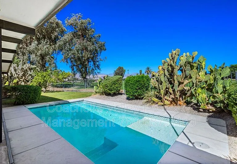 43709 Louisiana St — Photo 27