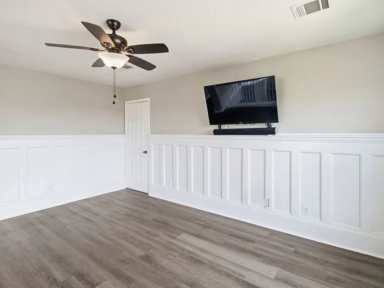 8603 Solano Dr — Photo 27