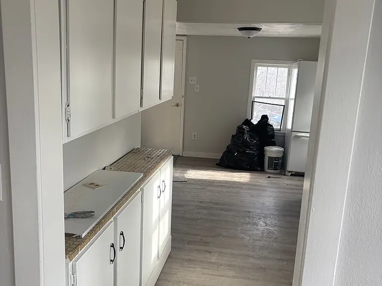 624 N Lewis Ave — Photo 19