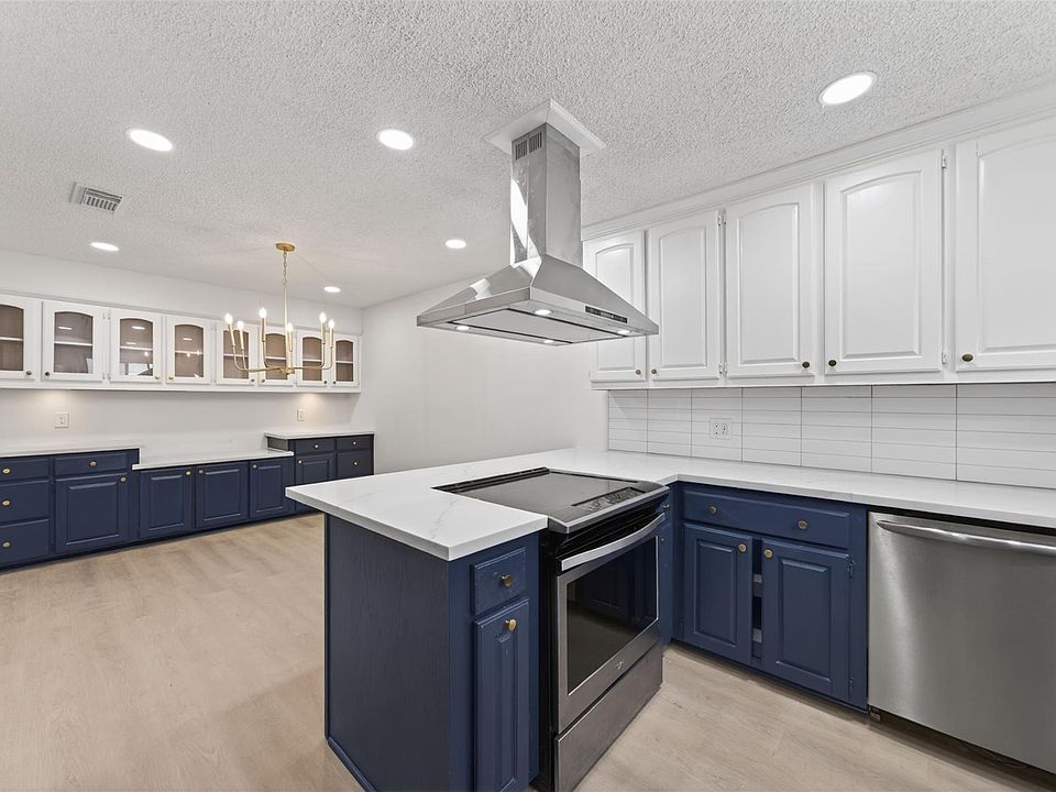 1st image of 6 Quailwood Dr