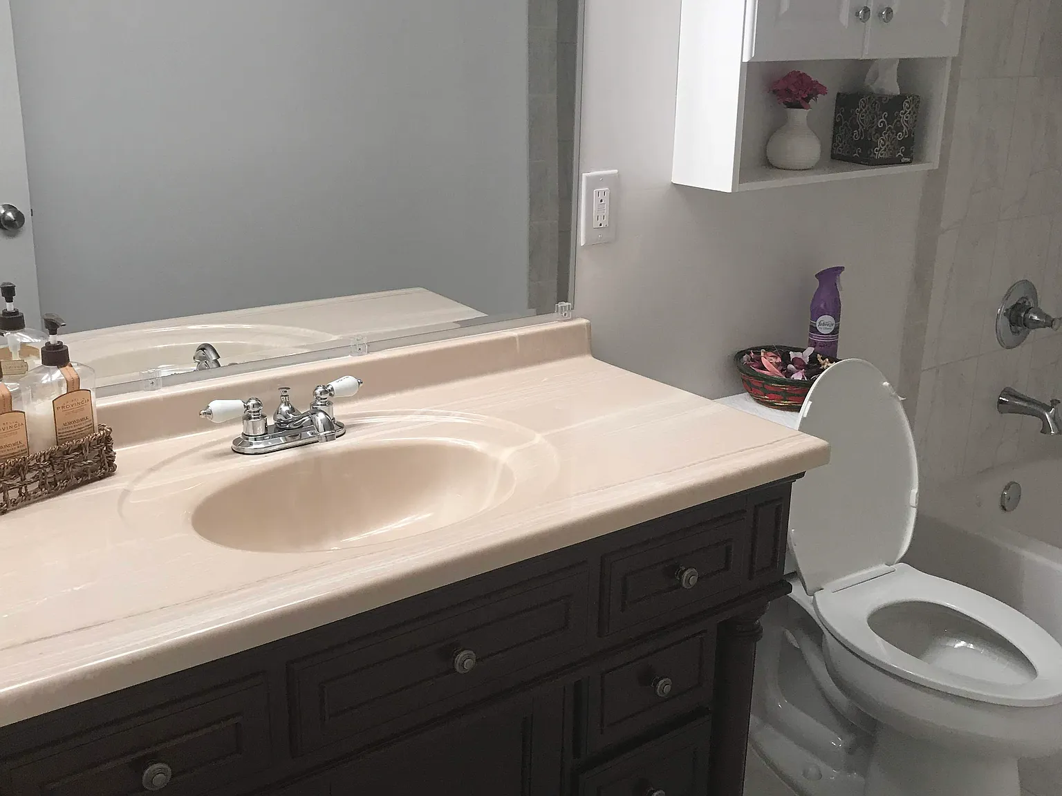 2 bed, 4000 sqft, $2,000 — Photo 4
