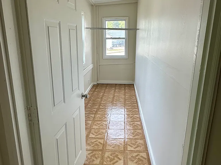 24 Malvern St #1 — Photo 11