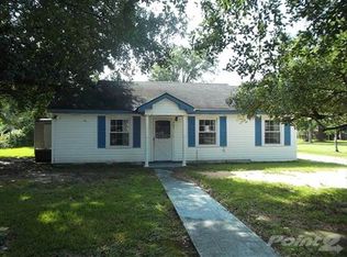 402 4th Ave, Atmore, AL 36502