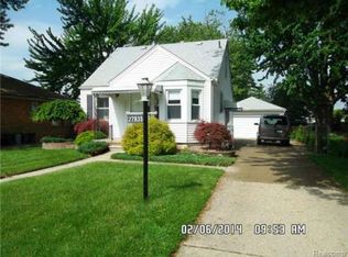 27935 Florence St, Saint Clair Shores, MI