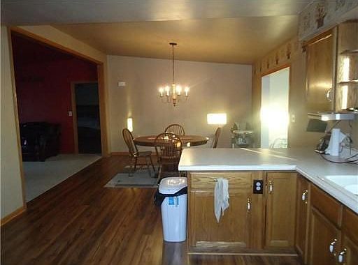 4th image of 502 E Green St