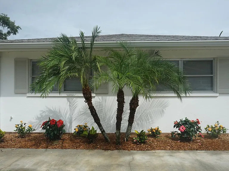 1877 Southpointe Dr — Photo 20