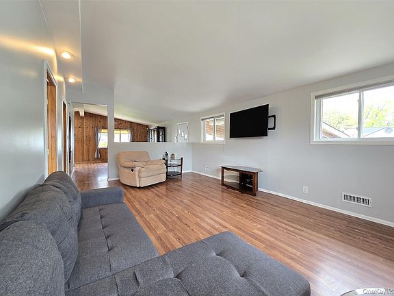 3rd image of 27 Peter Road