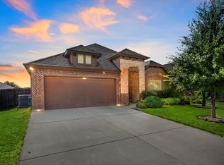205 Carson Dr, Waxahachie, TX 75167
