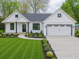 3154 Spiker Ln, Neshannock Township, PA 16105