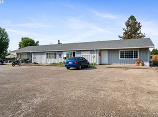 351 40th St, Springfield, OR 97478