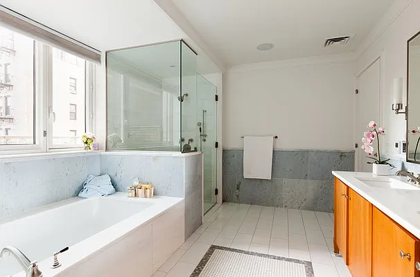 Sold by Brown Harris Stevens | media 29