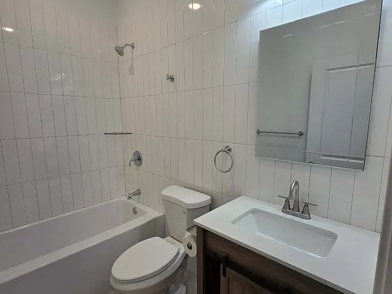 2544 S Sheridan St — Photo 34